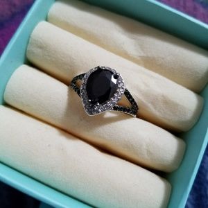 Black stone ring